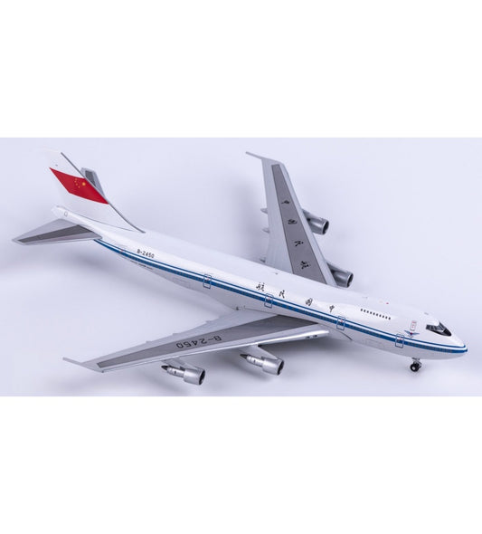 JC Wings 1:400 CAAC Boeing 747-200 B-2450  DIECAST Model