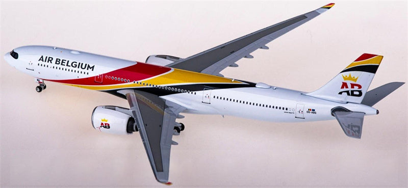 Phoenix Air Belgium Airbus A330-900neo OO-ABG 1:400 Diecast Model view 3