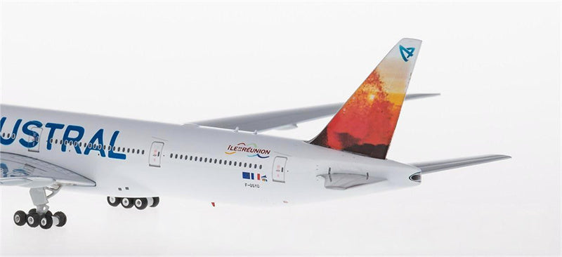 Phoenix Air Austral Boeing 777-300ER F-OSYD 1:400 Diecast Model view 4