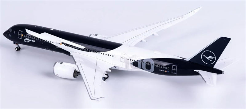 SQ Wings 1:200 Lufthansa Airbus A350-900 D-AIXL  DIECAST Model