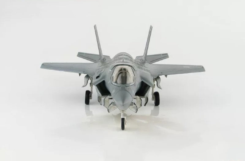 HOBBYMASTER UK Lightning Force RAF Marham F-35B 207 (OCU) Sqn. 1:72 Model 2019   ZM151