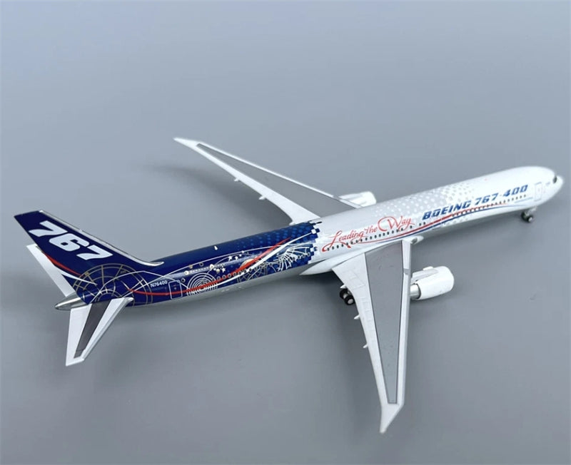 Patriot Boeing 767-400ER N76400 Leading the Way 1:400 Diecast Model view 4
