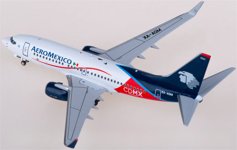 NG Models Aeromexico Boeing 737-700 XA-AGM 1:400 Diecast Model view 2