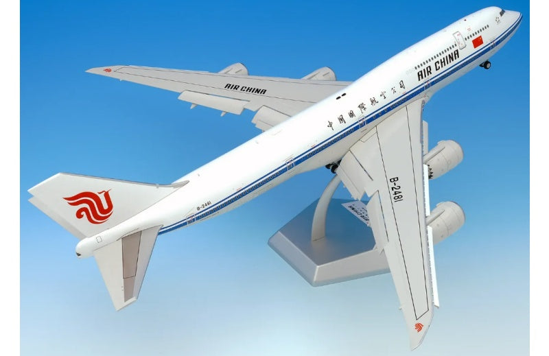SQ Wings 1:200 Air China B747-8I B-2481 Flaps down DIECAST Model
