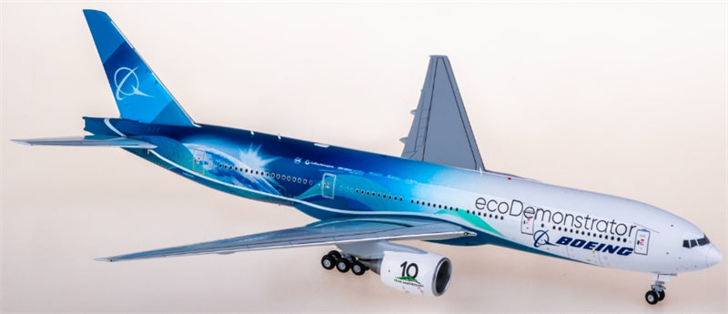JC Wings Boeing 777-200ER N861BC eco Demonstrator 1:200 Diecast Model view 1