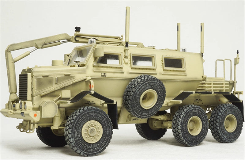 T-MODEL Buffalo Lightning Protection Vehicle US Marine Iraq 2006 desert color 1:72 Tank Pre-built Model