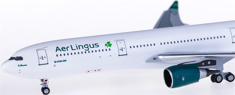 AeroClassics Aer Lingus Airbus A330-300 EI-EDY 1:400 Diecast Model view 3