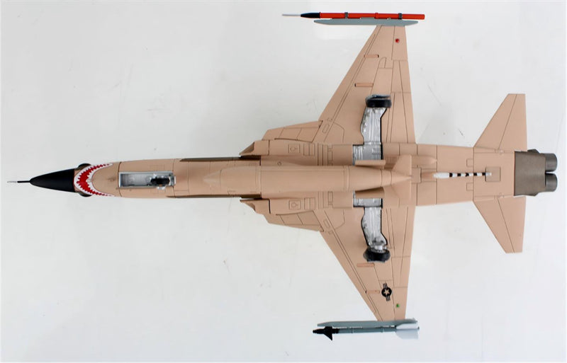 HOBBY MASTER USN F-5N VFC-111 1:72 Model 2014 761533/Red 117