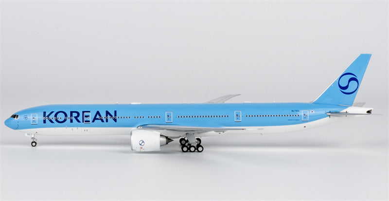 NG Models Korean Air Boeing 777-300ER HL7202 1:400 Diecast Model view 2