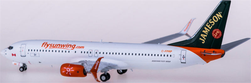 NG Models Sunwing Airlines Boeing 737-800 C-FPRP 1:400 Diecast Model view 3