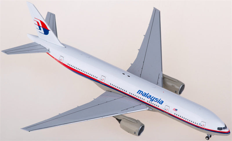 Bob Models Malaysia Airlines Boeing 777-200ER 9M-MRO 1:400 Diecast Model view 4