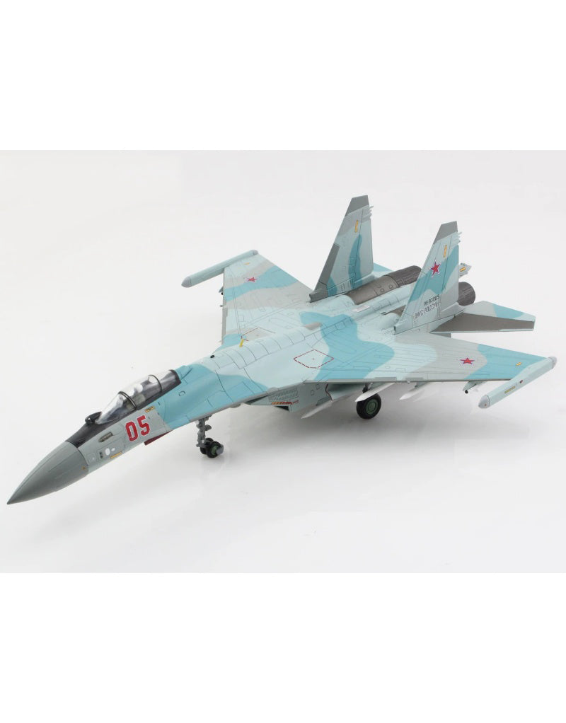 HOBBY MASTER Russian Air Force Su-35S Flanker E  1:72 Model 2025 w/Khibiny-U ECM pods Red 05 RF-93809