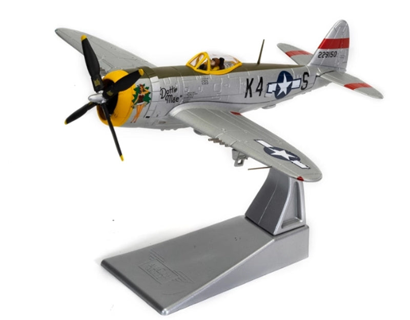 CORGI Republic P-47D-28RA Thunderbolt 42-29150 / K4-S 'Dottie Mae' Lt. Henry Mohr 511th FS/410th FG USAAF 8th May 1945 1:72 Airplane Pre-built Model