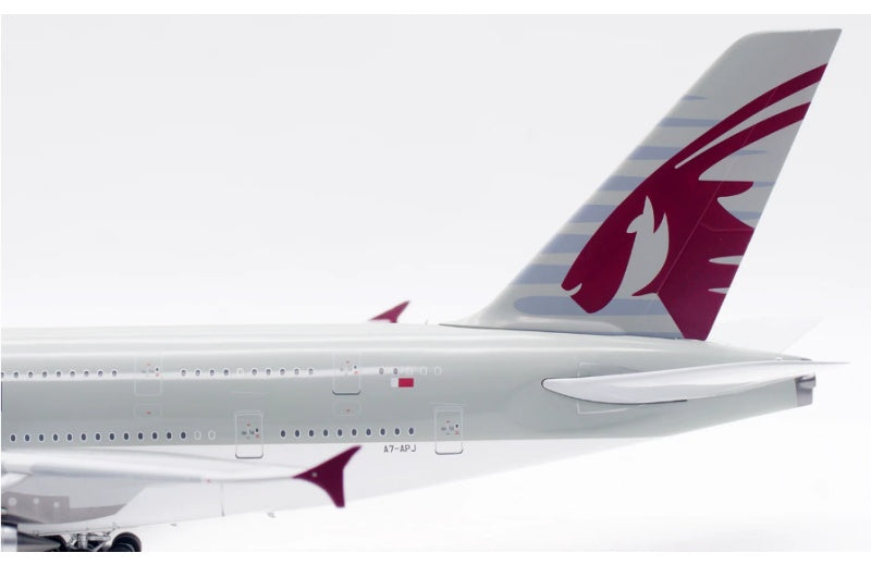 INFLIGHT 1:200 Qatar Airways A380 A7-APJ  DIECAST Model