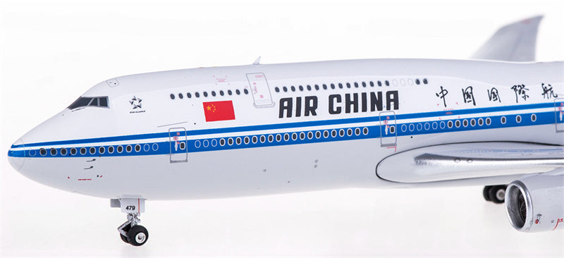 Phoenix Air China Boeing 747-8 B-2479 1:400 Diecast Model view 3