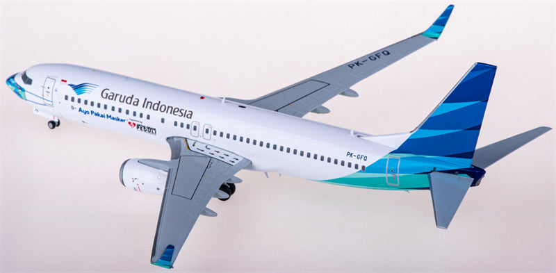 JC Wings Garuda Indonesia Boeing 737-800 PK-GFQ 1:200 Diecast Model view 3