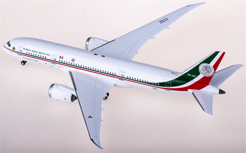 NG Models Mexican Air Force for Boeing 787-8 TP-01 1:400 Airplane Pre-built  Airliner Model Display