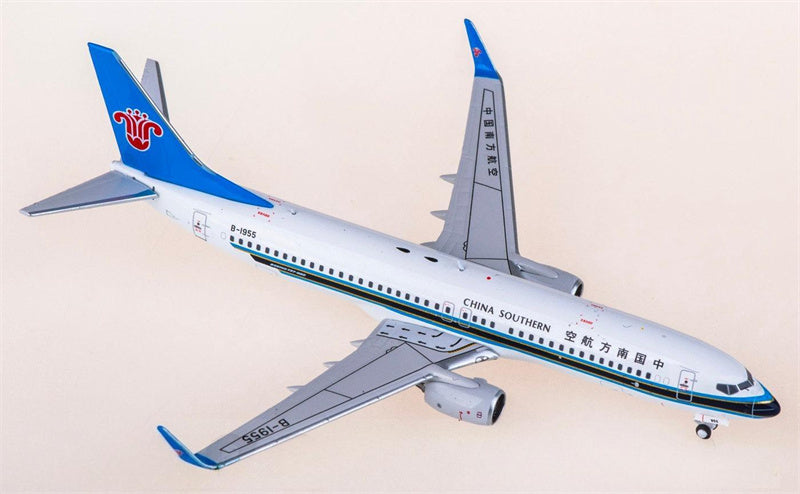 AeroPolaris China Southern Boeing 737-800 B-1955 1:400 Aircraft Model