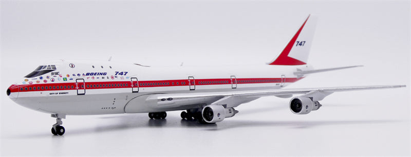 JC Wings 1:400 Boeing 747-100 N7470 w/ GSE Set DIECAST Model