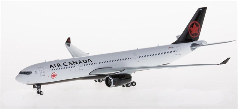 Phoenix Air Canada Airbus A330-300 C-GFAF 1:400 Diecast Model view 4