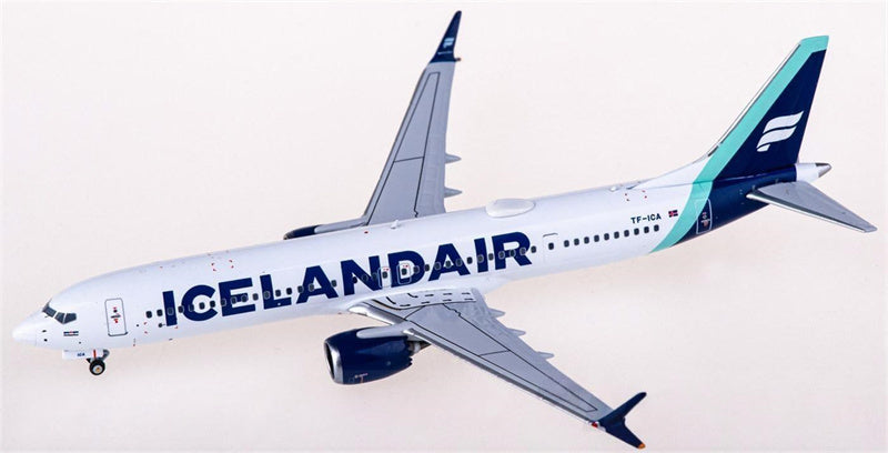 NG Models Icelandair Boeing 737 MAX 9 TF-ICA 1:400 Diecast Model view 1