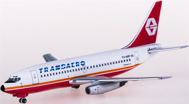 AeroClassics Transaero Boeing 737-200 YU-ANP 1:400 Diecast Model view 1