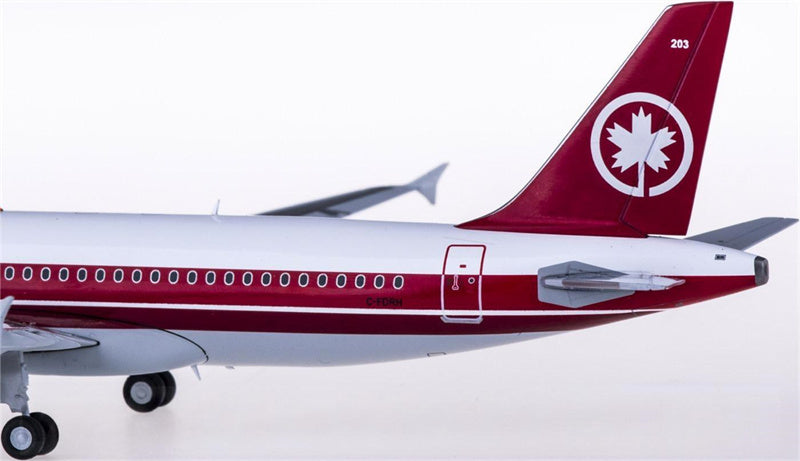 JC Wings Air Canada Airbus A320 C-FDRH 1:200 Diecast Model view 4