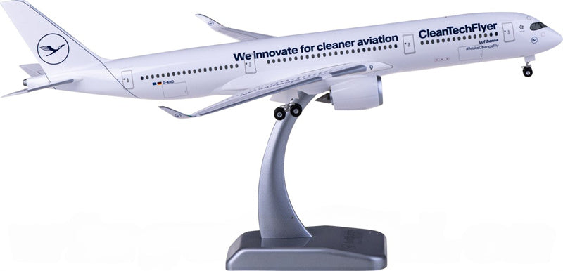 Hogan Lufthansa Airbus A350-900 D-AIVD 1:200 ABS Model view 1