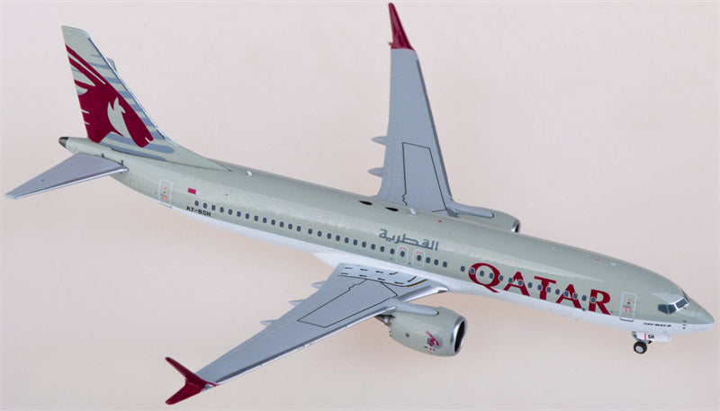 NG Models Qatar Boeing 737 MAX 8 A7-BSH 1:400 Diecast Model view 3