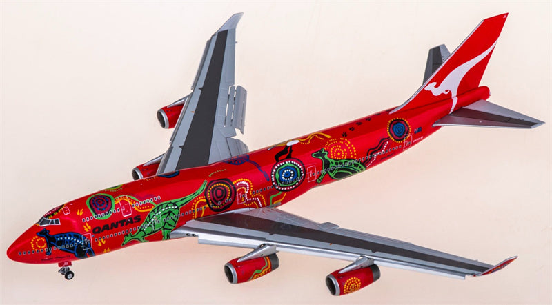 HX Models 1:400 Qantas Boeing 747-400 VH-OJB Flaps down Model