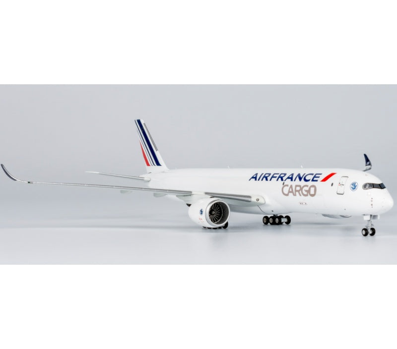 NG Models 1:400 Air France Cargo A350F DIECAST Model