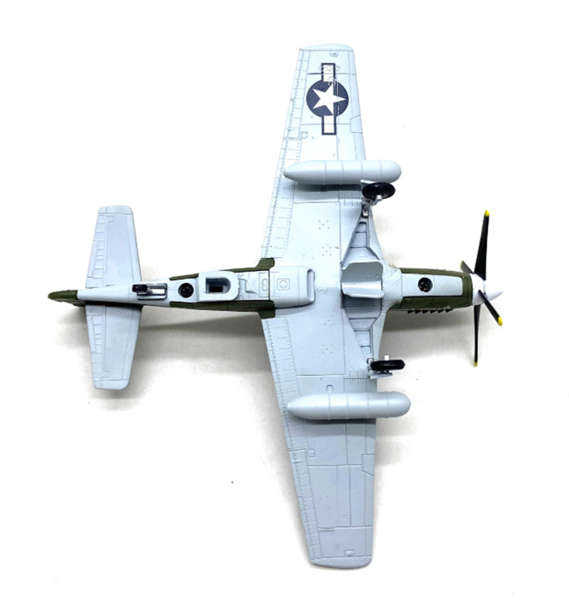 FLOZ US P51-B Mustang fighter jet 1:72 Aircraft Pre-built Model