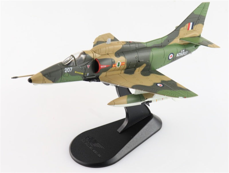 HOBBY MASTER A4K Skyhawk NZ6207 No.75 Squadron RNZAF New Zealand 1:72 Aircraft Pre-built Model