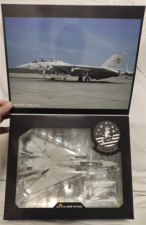 CALIBRE WINGS F-14A VF-102 DIAMONBACKS BUNO 159466 USS AMERICA 1:72 Aircraft Pre-built Model