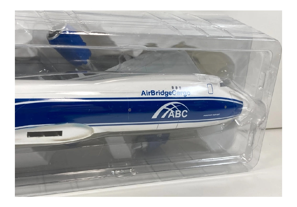 Hogan 1:200 AirBridgeCargo Boeing 747-8F ABS Model PLUG-IN