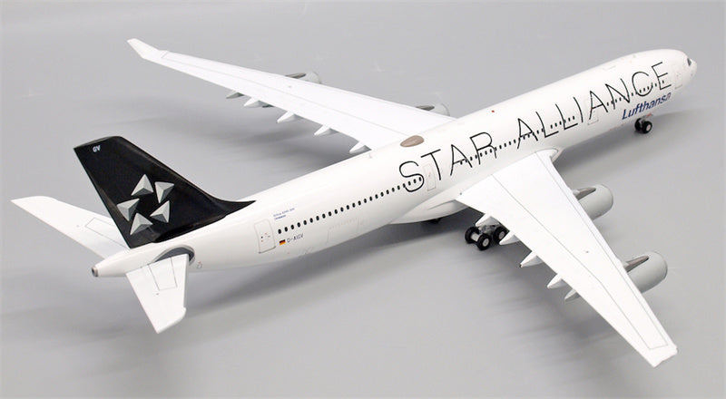 JC Wings 1:200 Lufthansa Airbus A340-300 D-AIGV Diecast Model view 4