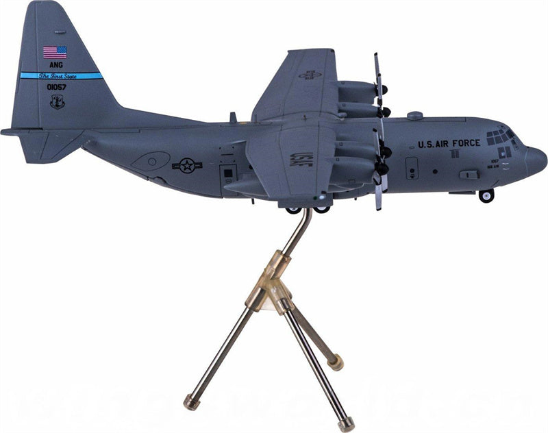 Geminijets USAF Lockheed C-130H Hercules 90-1057 1:200 Diecast Model view 1
