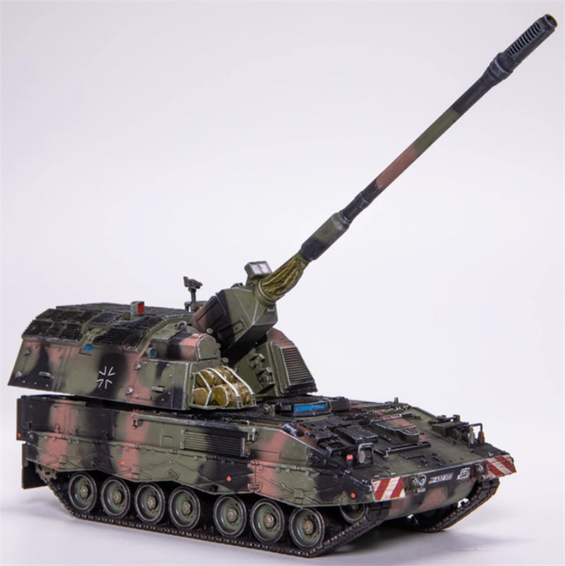 AM German PZH2000 self-propelled howitzer NATO tricolor 1:72 Tank Pre-built Model