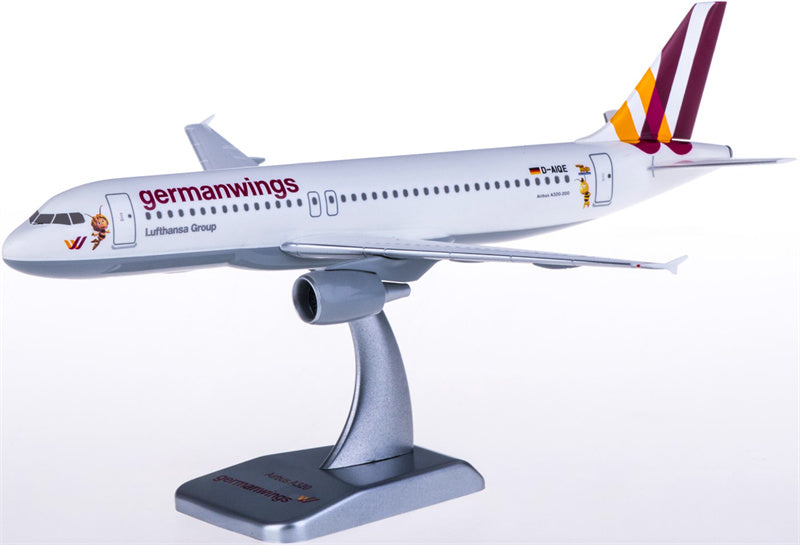 Hogan Germanwings Airbus A320 D-AIQE 1:200 ABS Model view 2