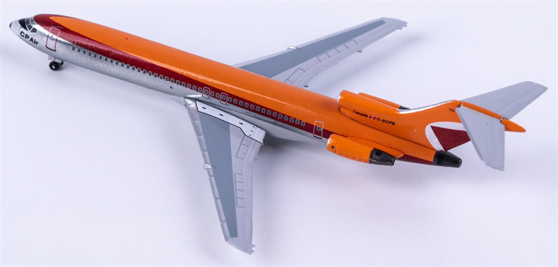 AeroClassics CP Air Boeing 727-200 C-GCPB 1:400 Diecast Model view 4