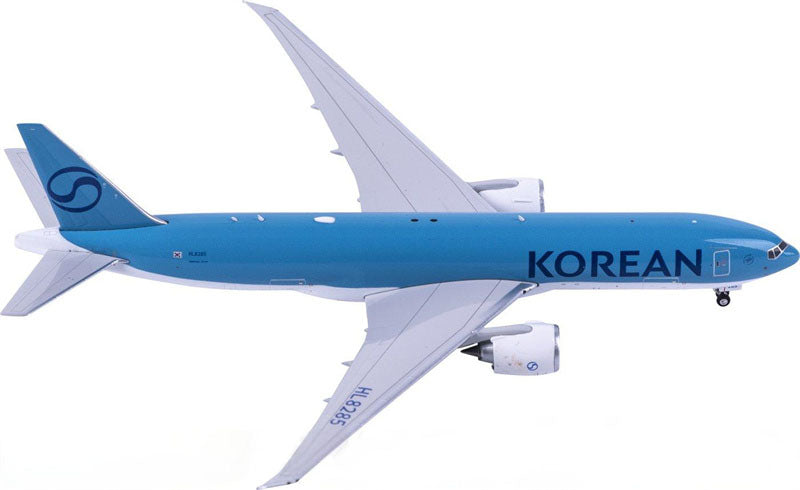 Phoenix Korean Air Boeing 777-200F HL8285 1:400 Diecast Model view 4