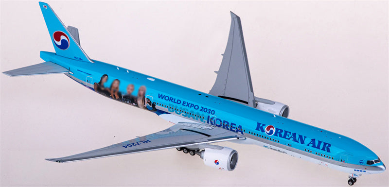 Phoenix Korean Air Boeing 777-300ER HL7204 1:400 Diecast Model view 2