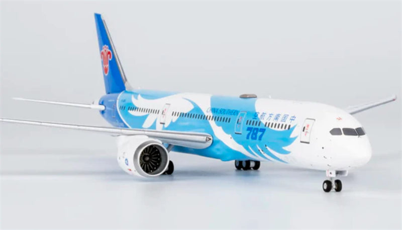 NG Models 1:400 China Southern Airlines Boeing 787-9 Dreamliner B-20EL  DIECAST Model