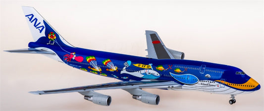 SQ Wings 1:200 ANA Boeing 747 44007311 Diecast Model view 1