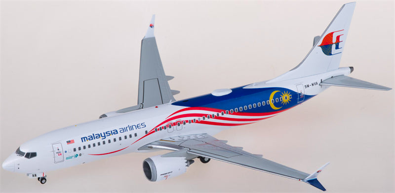 JC Wings Malaysia Airlines Boeing 737 MAX 8 9M-MVA 1:200 Diecast Model view 2
