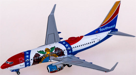NG Models Southwest Airlines Boeing 737-700 N280WN 1:400 Diecast Model view 1