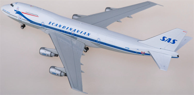 Phoenix SAS Boeing 747-200 LN-RNA 1:400 Diecast Model view 2