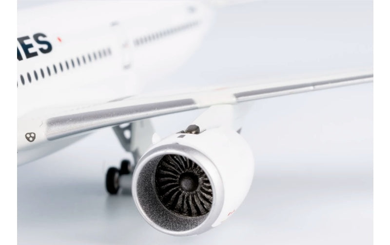 NG Models 1:400 Japan Airlines A350-900 JA06XJ  DIECAST Model