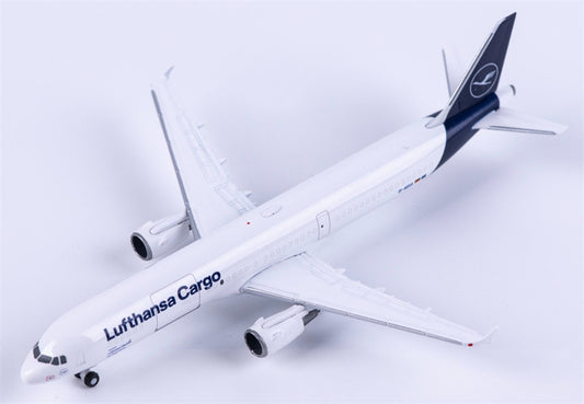 Herpa 1:500 Lufthansa Airbus A321P2F D-AEUI  Diecast Model