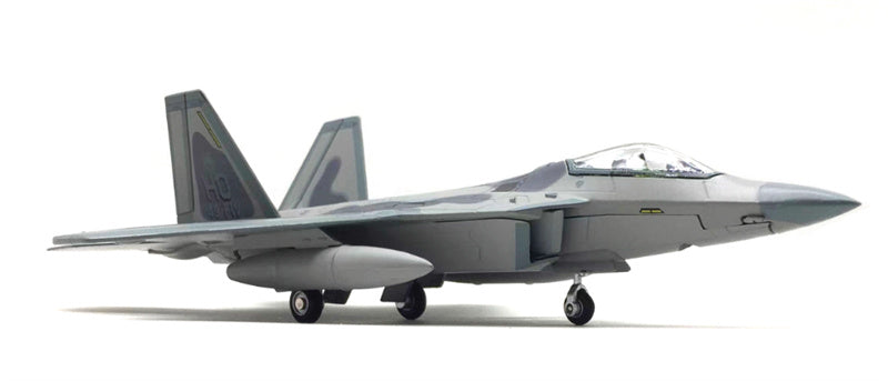 FLOZ US Lockheed Martin F-22 Raptor fighter jet 1:100 Aircraft Pre-built Model
